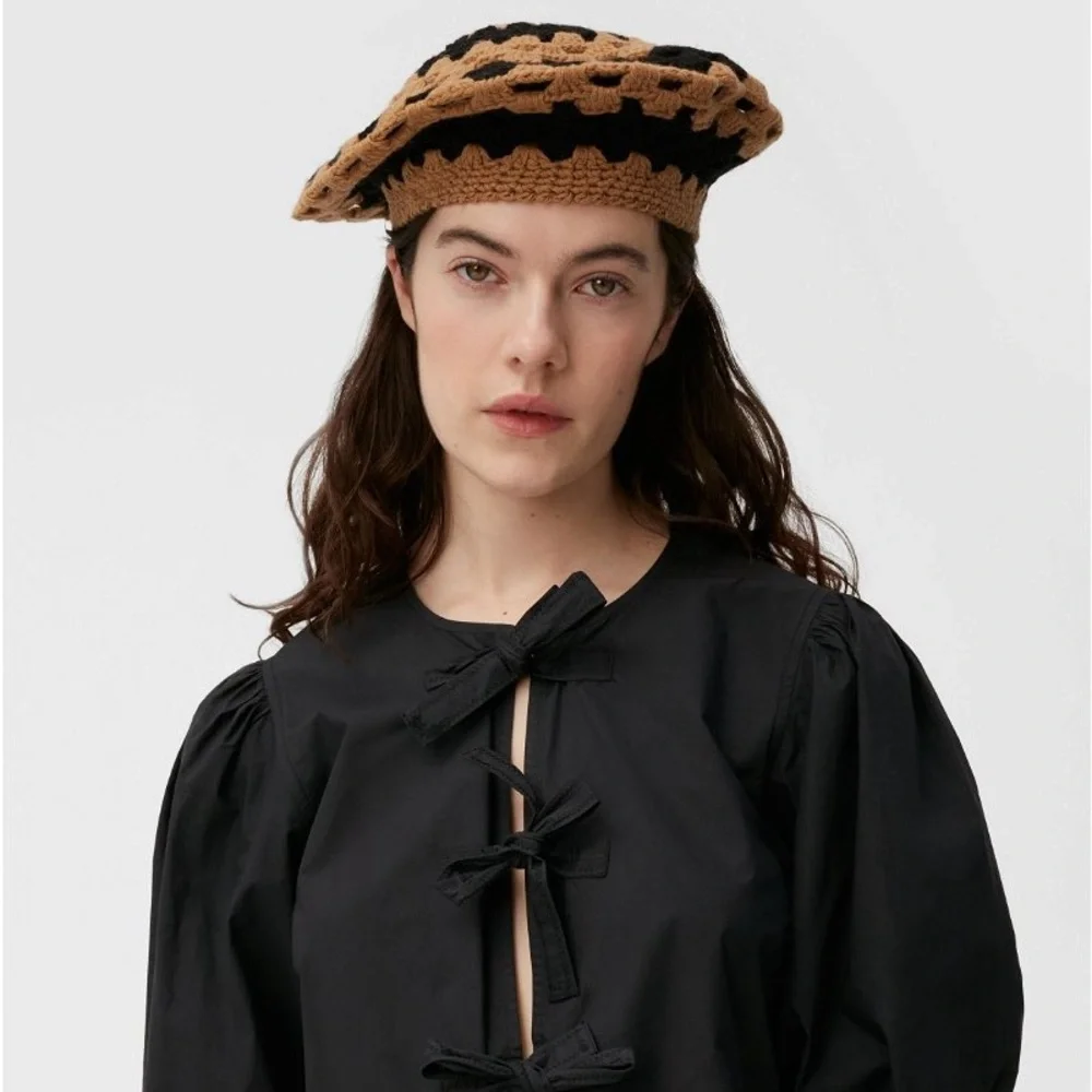GANNI Lambswool Crochet Beret - Picture 5 of 8